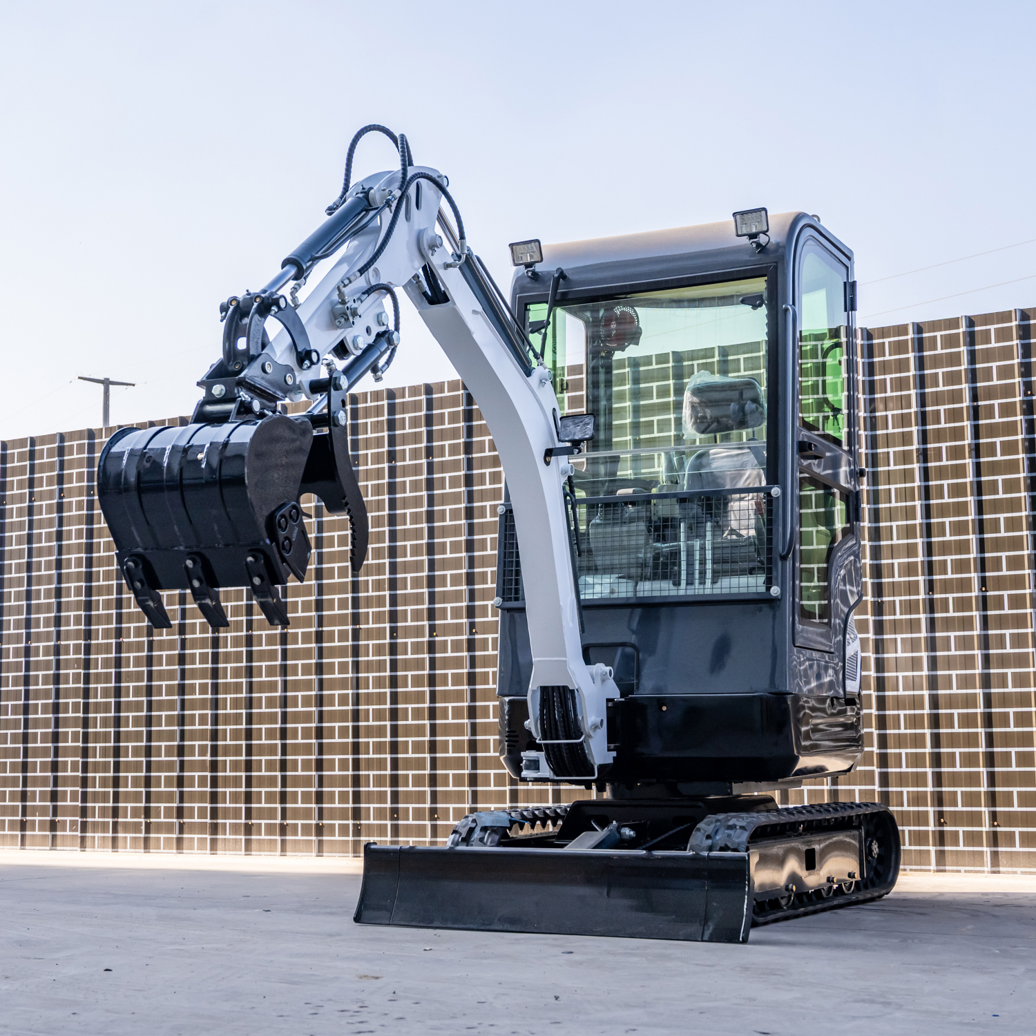 Mini Excavator 1.5Tons Pilot C - Tractor Backhoe ulasan dan harga